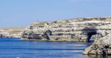 Остановка на маршруте — Тарханкут
